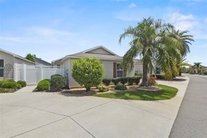 2293 WAYLAND ST, THE VILLAGES, FL