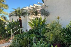 2091 RONDA GRANADA D, LAGUNA WOODS, CA