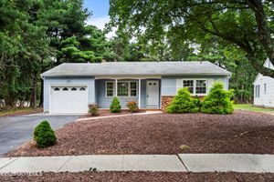 26 PIERMONT RD, TOMS RIVER, NJ