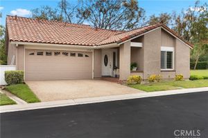 23582 VILLENA, MISSION VIEJO, CA