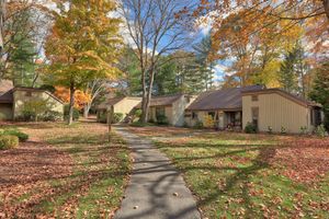 1008 HERITAGE VLG B, SOUTHBURY, CT