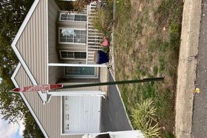 426 VILLAGE CIR, MANORVILLE, NY