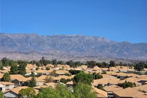 5512 BRECKENRIDGE AVE, BANNING, CA