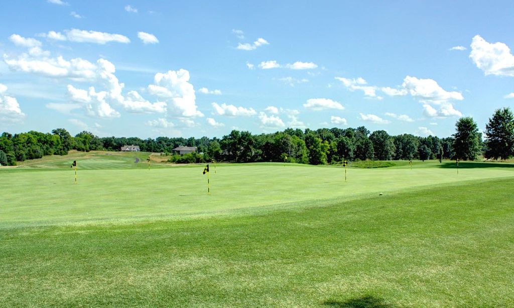 Practice Putting Green