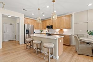 320 MARTINS LNDG APT 111, NORTH READING, MA