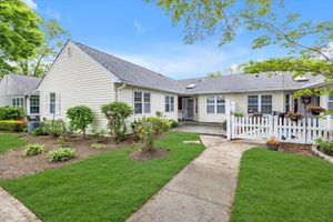 14 REVERE DR, SAYVILLE, NY