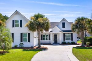 10 LAKEWOOD CT, BLUFFTON, SC
