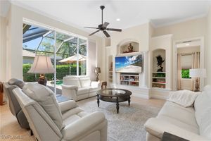 1091 CAMELOT CIR, NAPLES, FL