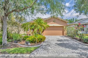 684 GRAND CANAL DR, KISSIMMEE, FL