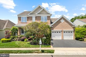 8 TAMARACK RD, MONROE TWP, NJ