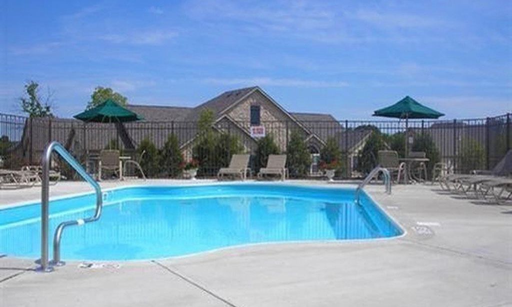Outdoor Pool & Patio