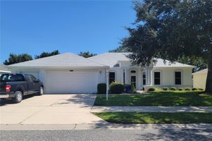 25030 LAUREL VALLEY RD, LEESBURG, FL