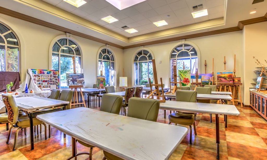 Arts & Crafts Studio