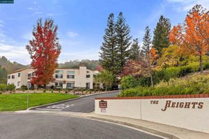 3306 PTARMIGAN DR APT 2B, WALNUT CREEK, CA