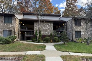 171 AMBERLY DR G, MANALAPAN, NJ