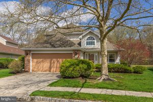 737 CASCADE DR, MOUNT LAUREL, NJ