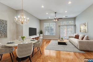 1302 FOUR SEASONS DR, WAYNE, NJ