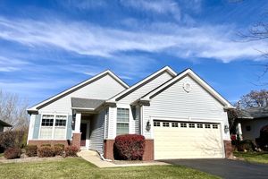 12620 OAK GROVE DR, HUNTLEY, IL