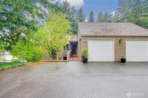 4067 220TH PL SE # 2048, ISSAQUAH, WA