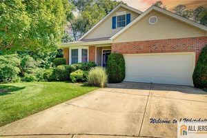 1 WHITEHALL RD, MONROE, NJ