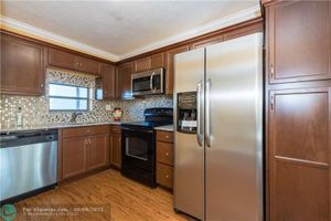 9800 N HOLLYBROOK LAKE DR APT 309, PEMBROKE PINES, FL