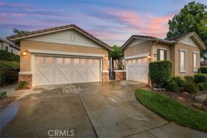23833 FAWNSKIN DR, CORONA, CA