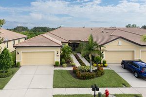 415 BRANDYWINE FALLS CT, APOLLO BEACH, FL