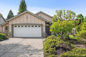 104 PLUMERIA CT, CLOVERDALE, CA