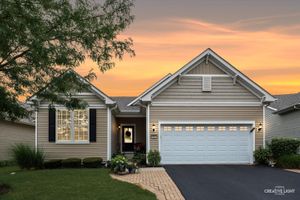 631 WASHINGTON DR, SHOREWOOD, IL
