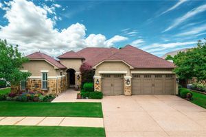 8916 CRESTVIEW DR, DENTON, TX
