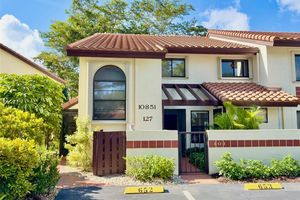 10851 PALM LAKE AVE 201, BOYNTON BEACH, FL