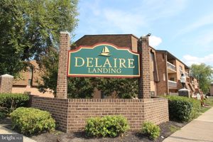 62004 DELAIRE LANDING RD 4, PHILADELPHIA, PA