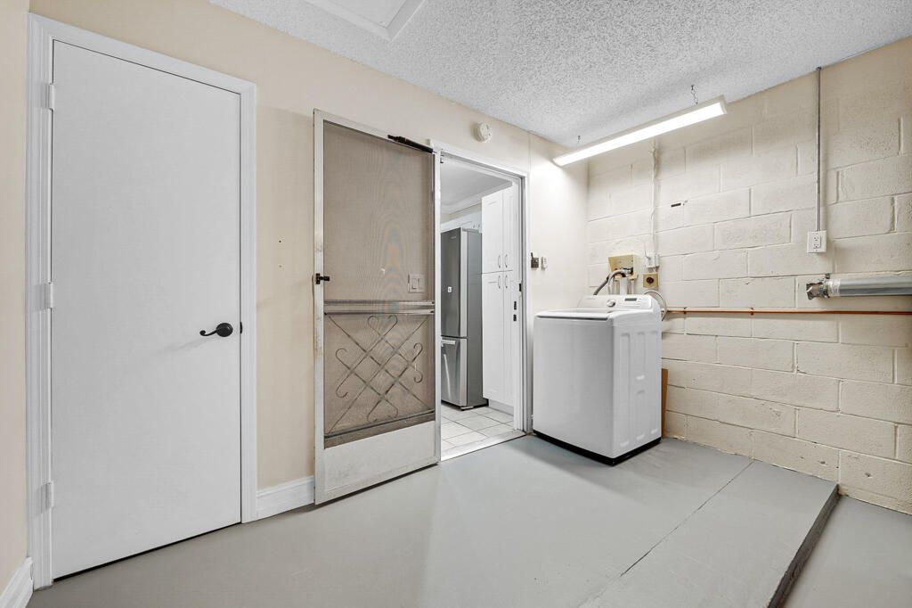 image of property at 4938 Equestrian Circle A
