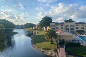 6071 NW 61ST AVE 303, TAMARAC, FL