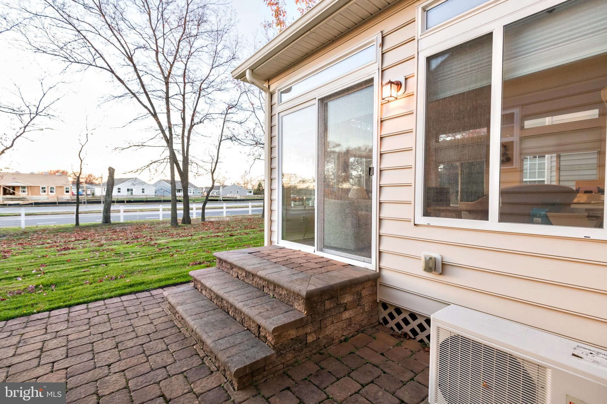 image of property at 194 HEARTHSTONE DRIVE