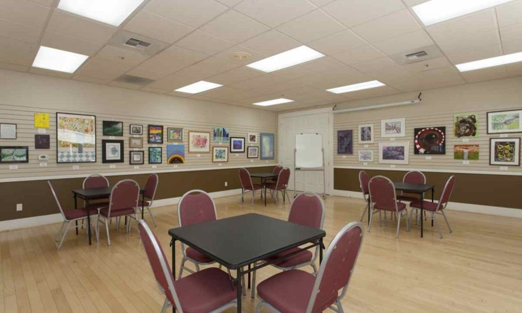 Arts & Crafts Studio