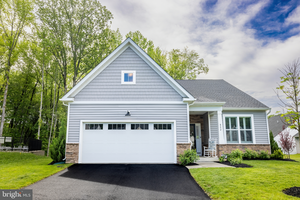 802 HORSESHOE FALLS DR, NEWARK, DE