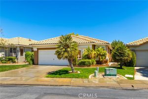 4824 OAKHURST AVE, BANNING, CA