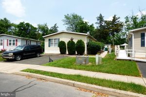 738 ASPEN CIR, RED HILL, PA