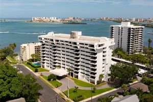 30 TURNER ST APT 703, CLEARWATER, FL