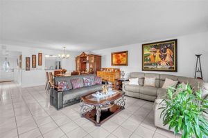 150 S HOLLYBROOK TER 101, PEMBROKE PINES, FL