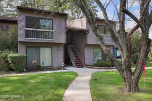 7 LEXINGTON CT, RED BANK, NJ