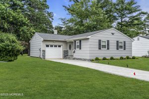 925 EDGEBROOK DR, TOMS RIVER, NJ