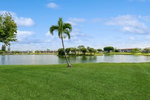 118 SOMERSET F, WEST PALM BEACH, FL