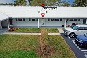 101 LEISURE LAKE 109 CIR 109, BOYNTON BEACH, FL