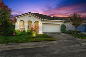 250 PELICAN BAY CIR, SACRAMENTO, CA