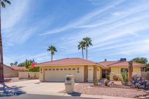25850 S FOXGLENN DR, SUN LAKES, AZ