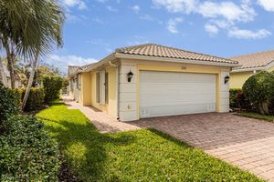 28886 VERMILLION LN, BONITA SPRINGS, FL