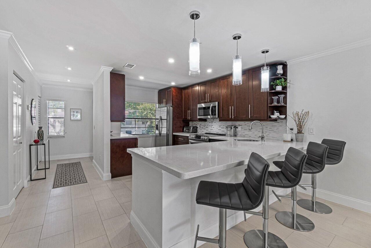 image of property at 21851 Arriba Real 9-F