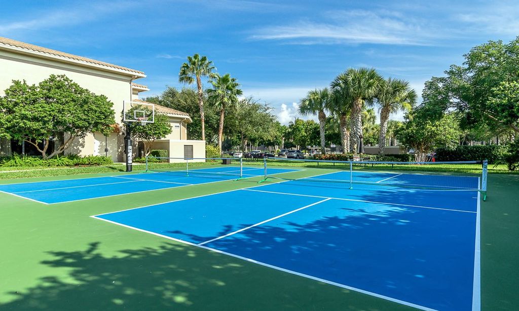 Half-Court Basketball